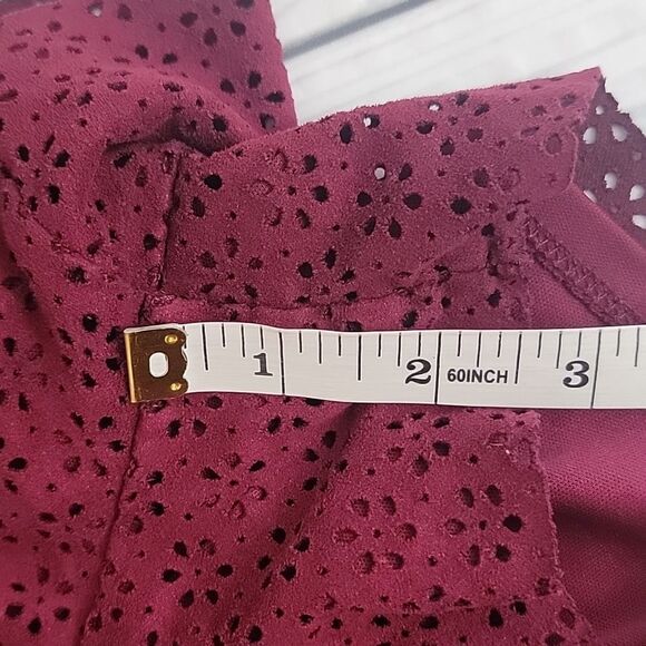 Maurices pull-on style faux leather cut-out shorts - burgundy Women's Size S - Picture 12 of 12